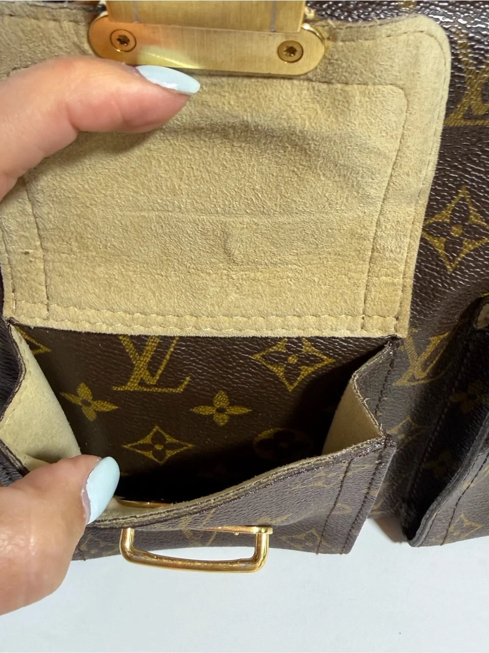 Louis Vuitton Monogram Manhattan PM